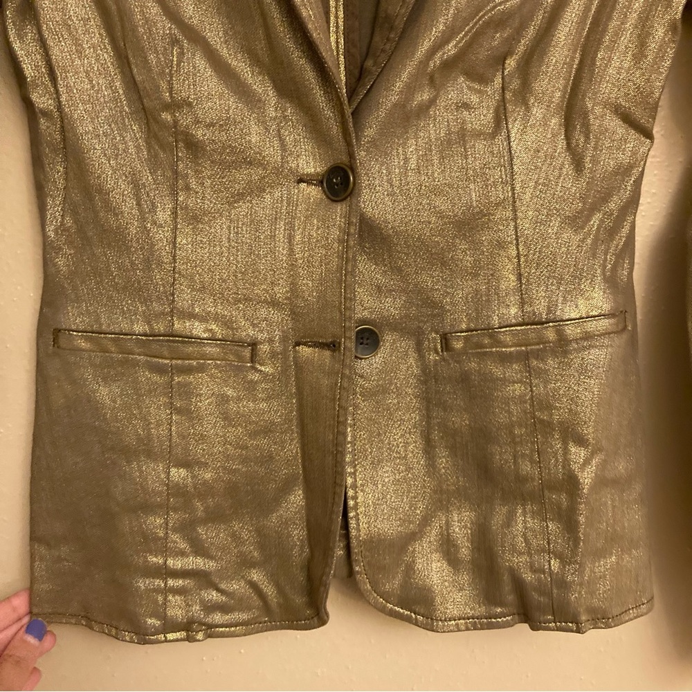 Gold Jacket - Picture 3 of 12